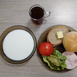 01.04 - Śniadanie (Dieta łatwostrawna)