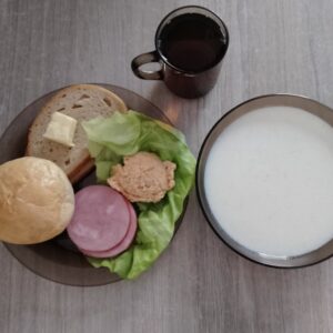 28.04 - Śniadanie (Dieta łatwostrawna)