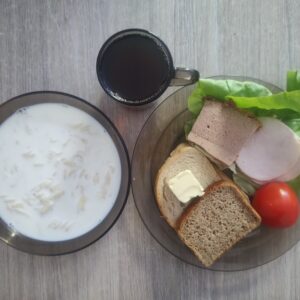 12.05 - Śniadanie (Dieta podstawowa)