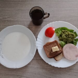 04.03 - Śniadanie (dieta podstawowa)